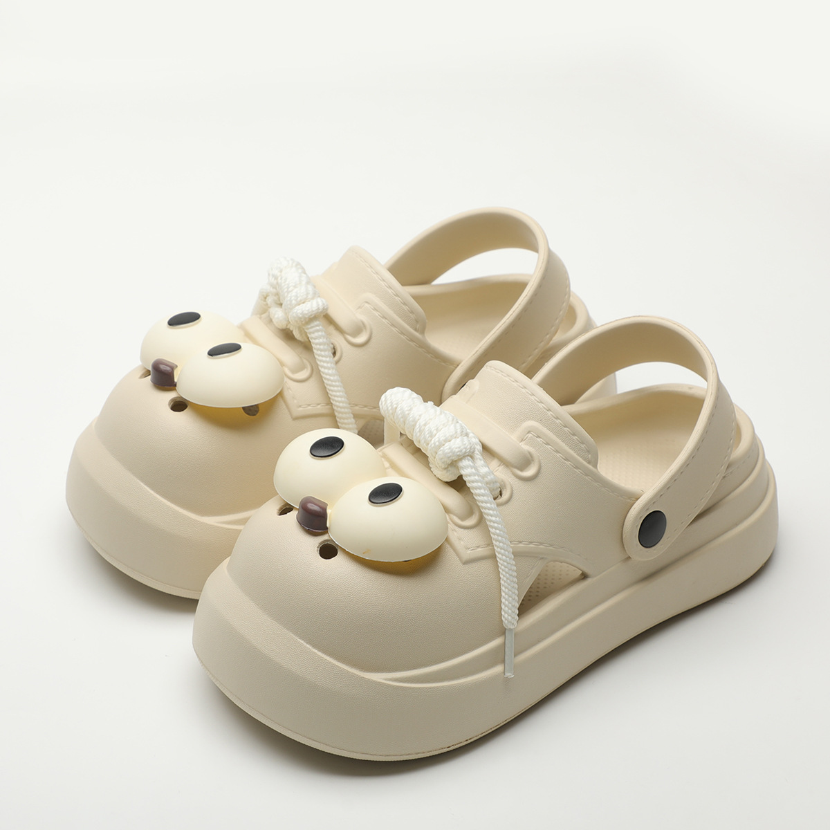 Cute DIY Big Eyes Fashion Clog - Street Fashion Walk ulasan dan harga