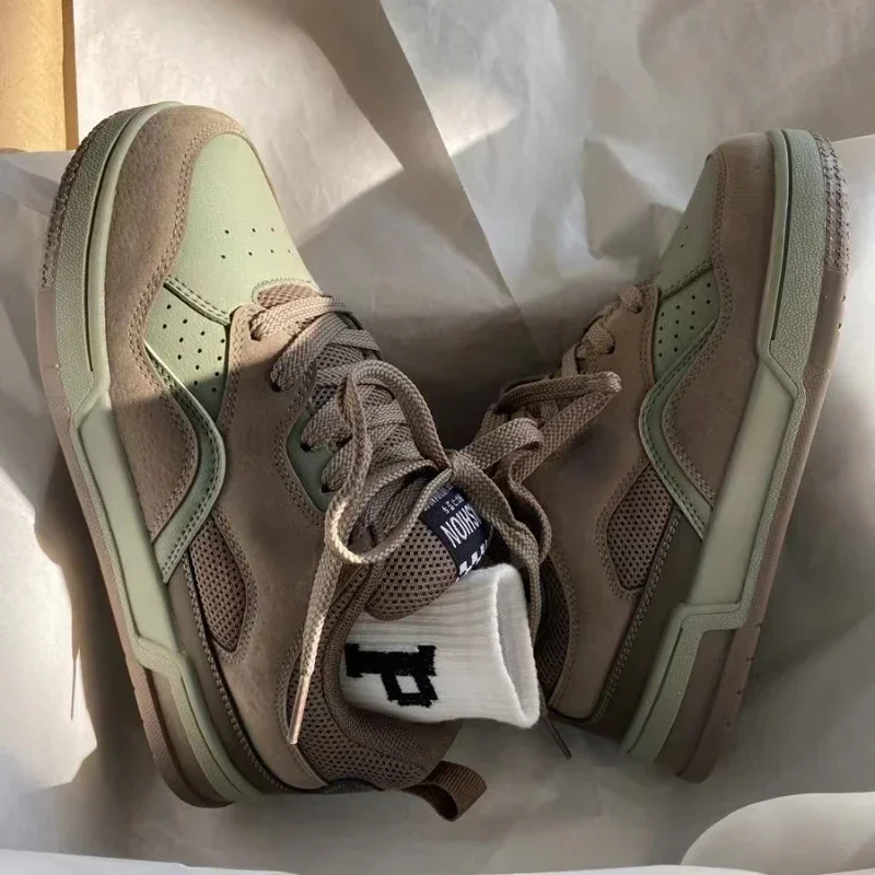 Fashion Vintage Sneakers Men A - Street Fashion Walk ulasan dan harga