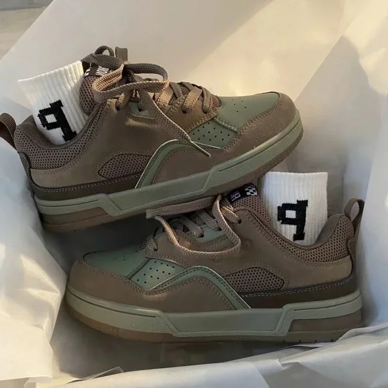 Fashion Vintage Sneakers Men A - Street Fashion Walk ulasan dan harga