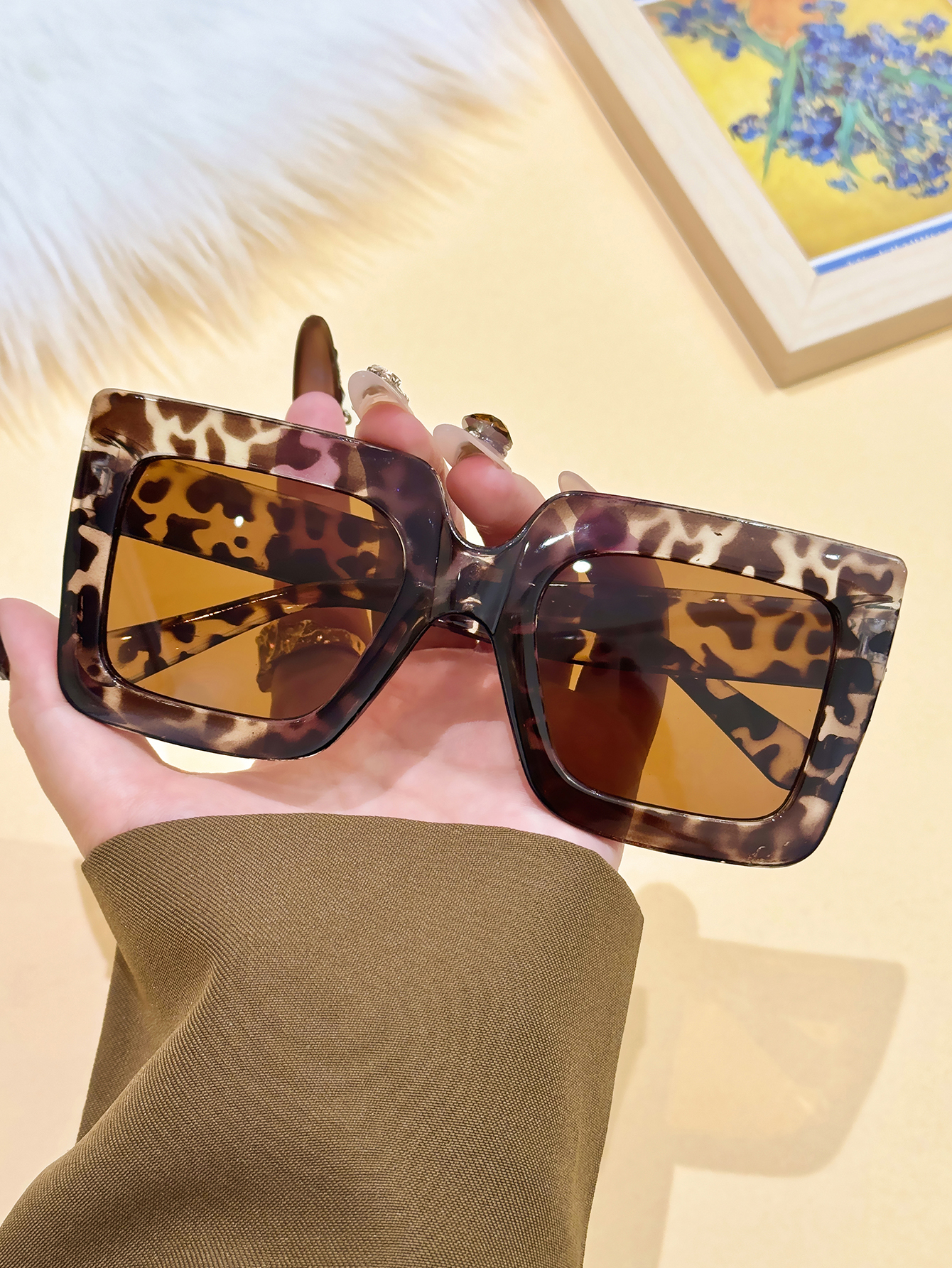 1Pc Niche Trendy Light Leopard - Street Fashion Photoshoot ulasan dan harga