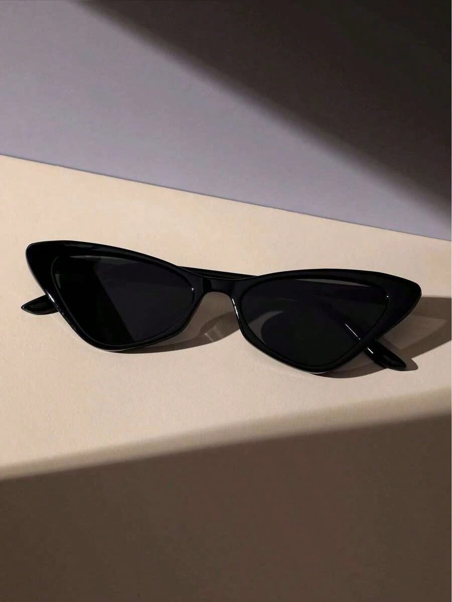 Pair Of Women's Retro Black Ca - Street Fashion Photoshoot ulasan dan harga